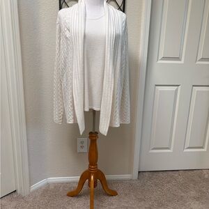 Elegant Off White Women's Sweater Set